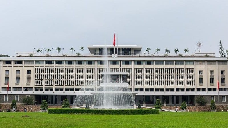 HO CHI MINH AT A GLIMPSE TOUR - Reunification Palace